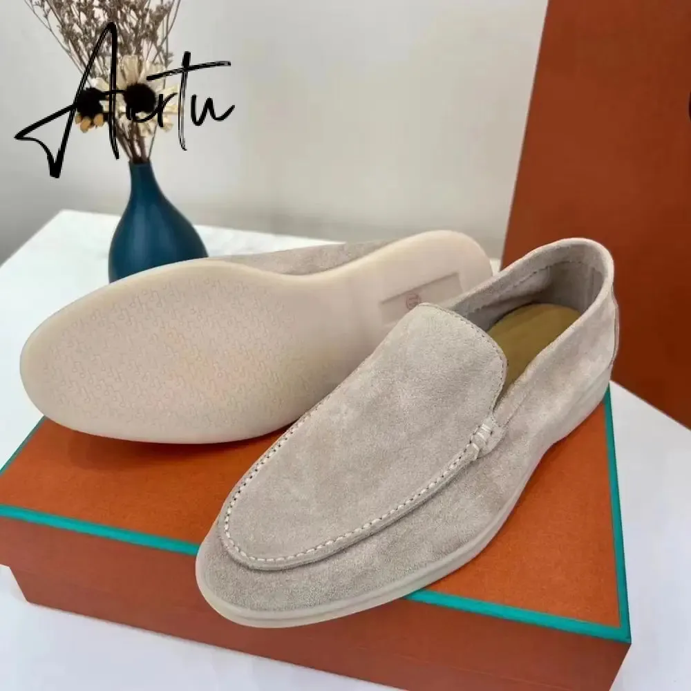 Aiertu  Men's Flat Shoes Autumn Winter High Quality LP Cattle Velvet Fabric Round Head Casual Men's Shoes Fashion Loafers