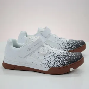 Men's Washed Mesh Velcro Shoes,White